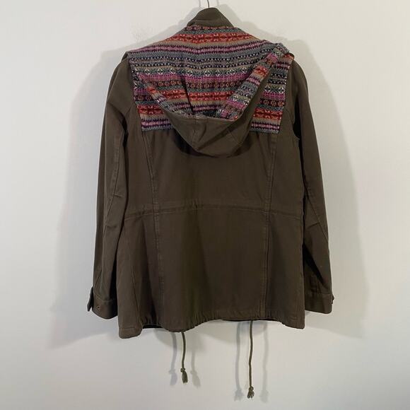 DAMA Collection Women's Green Fair Isle Knit Collar Quilted Lined Jacket - Picture 11 of 12